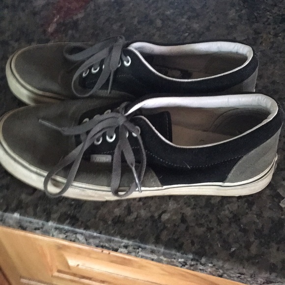 Vans - Picture 1 of 3